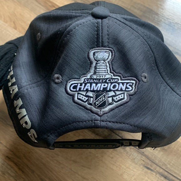 2017 Stanley Cup CHAMPS Pittsburgh Penguins Reebok Cap NWOT - Picture 6 of 13